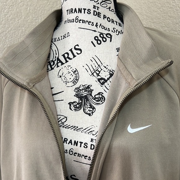 Nike Unisex Zip Up Track Jacket - Picture 7 of 9